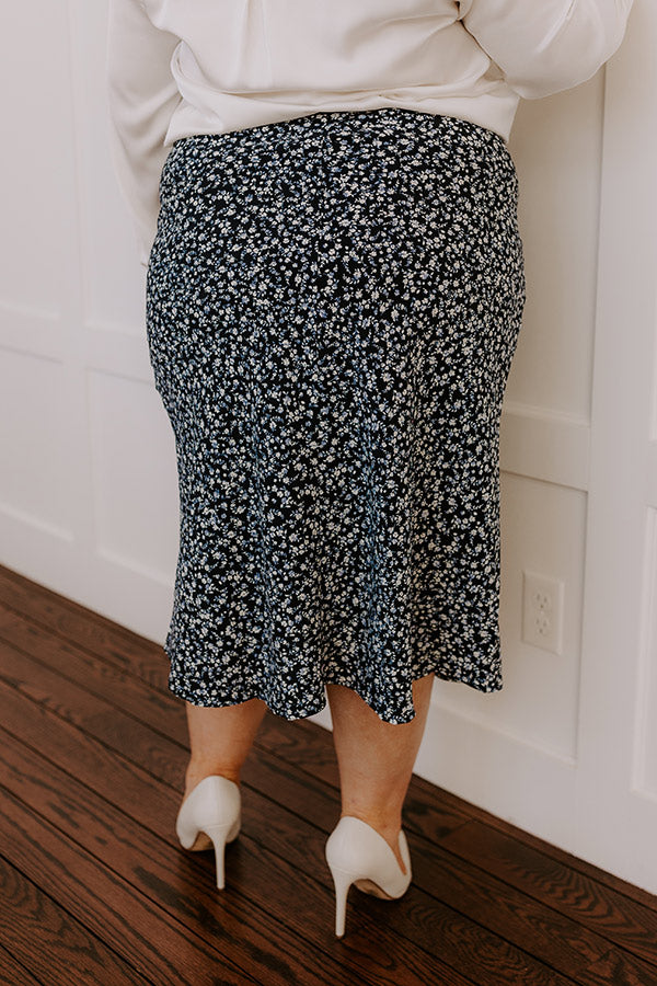 Premium Caitlyn High Waist Floral Midi Skirt - Navy Curves