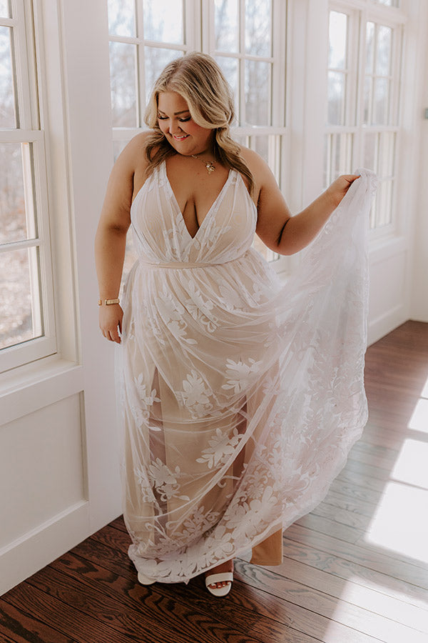 Ultimate Encore Please Maxi Dress - White Curves Elegance