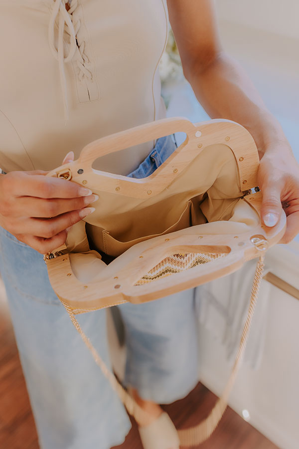 Premium Woven Crossbody Bag - Stylish Tan Raffia Design