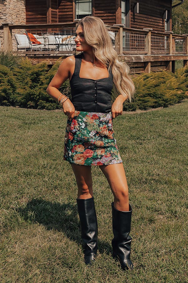 The Ultimate Amelia Floral Mini Skirt - Premium Style