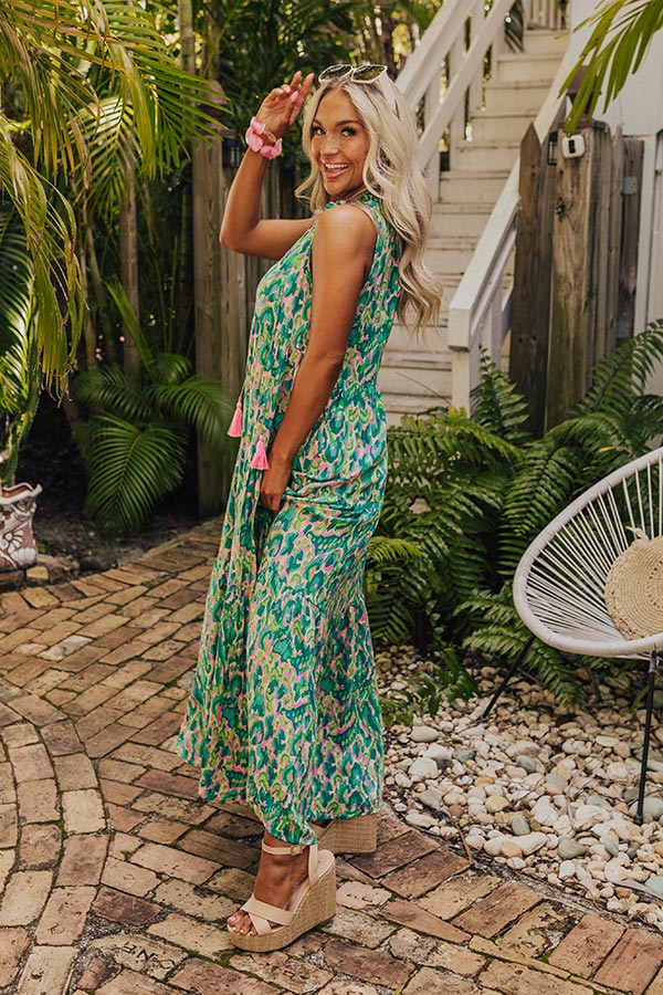 Premium Beach Escape Maxi Dress in Vibrant Green