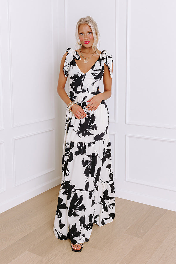 Premium Garden Party Maxi Dress - Cream Floral Elegance