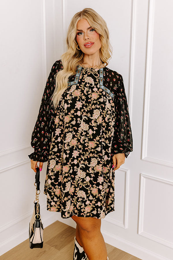 Elegant Baroque Floral Shift Dress - Premium Plus Size Black Curves