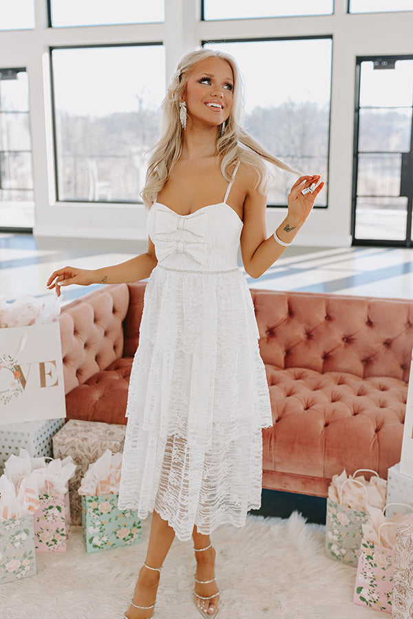 Elegant Lace Tiered Midi Dress