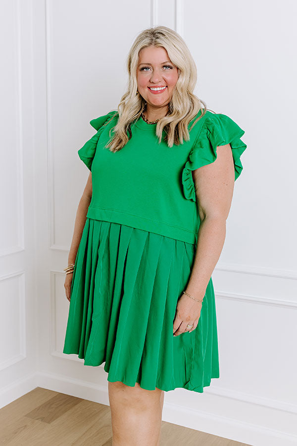 Ultimate Casual Elegance: Green Curves Mini Dress