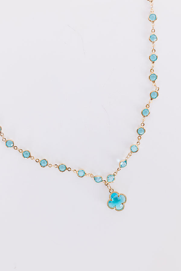 Premium Blue Clover Pendant Necklace - Ultimate Glamour Accessory