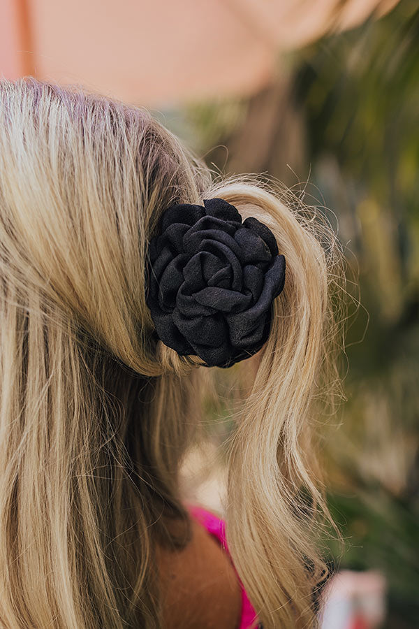 Premium Lush Blooms Hair Claw Clip - Black Floral Design