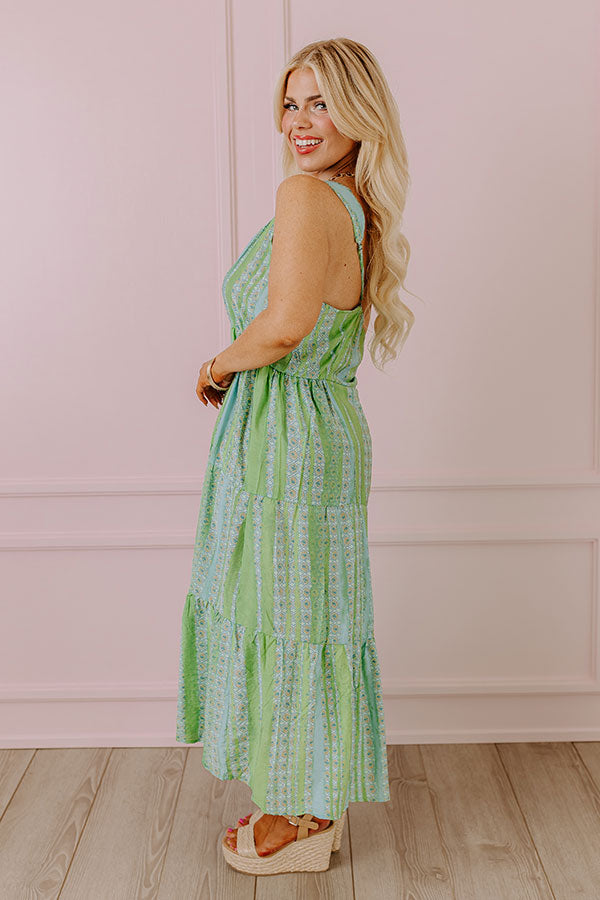 Premium Kelly Green Curves Midi Dress - Santa Barbara Collection