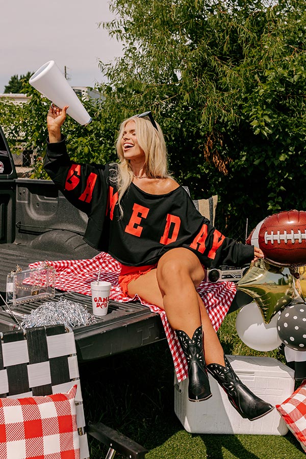 Ultimate Game Day Crop Sweatshirt - Black/Red Curves Edition