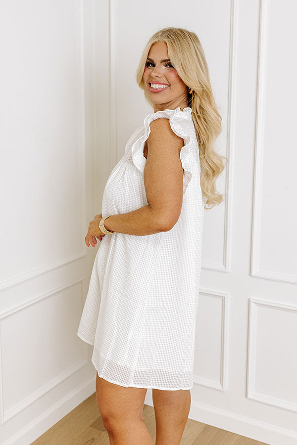 Ultimate White Curves Shift Dress - Casually Chic & Flattering