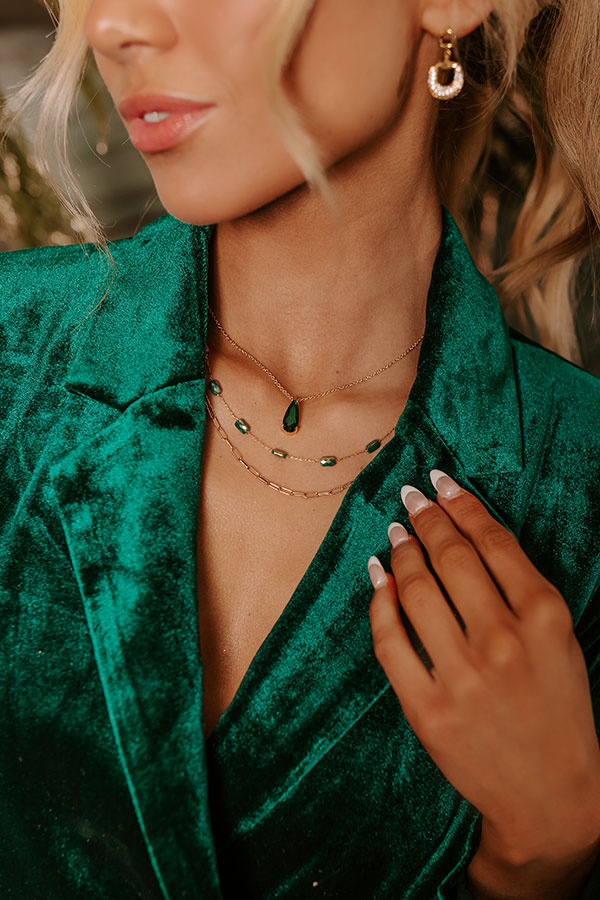 Ultimate Sparkle Layered Necklace - Chic Green Rhinestone Design