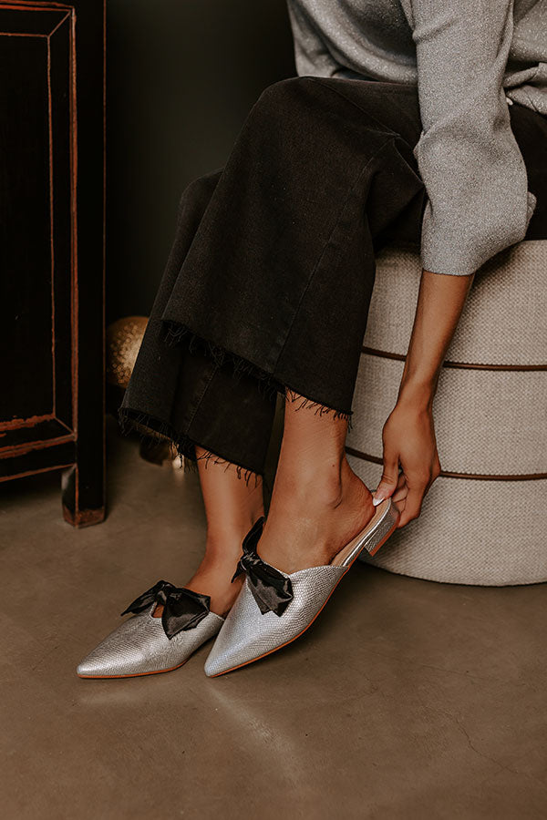 Vera Premium Metallic Faux Leather Flats - Ultimate Style & Comfort