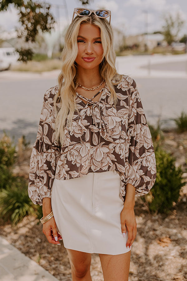 Ultimate Courtyard Dream Floral Top in Espresso