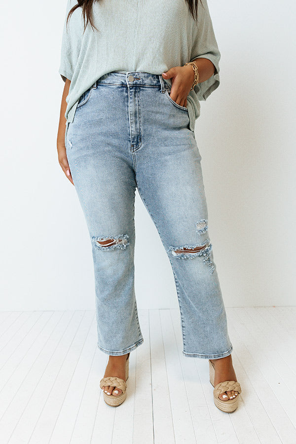 Premium Risen Lona Midrise Distressed Jeans for Curves