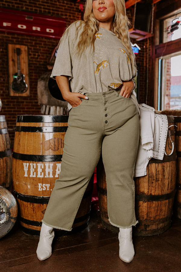 Premium High Waist Sage Curves Jeans - Ultimate Fall Style