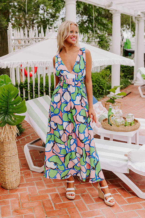 Ultimate Vacay Midi Dress - Floral Elegance