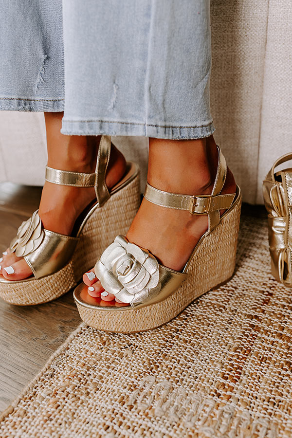 Premium Flora Metallic Wedge - Gold