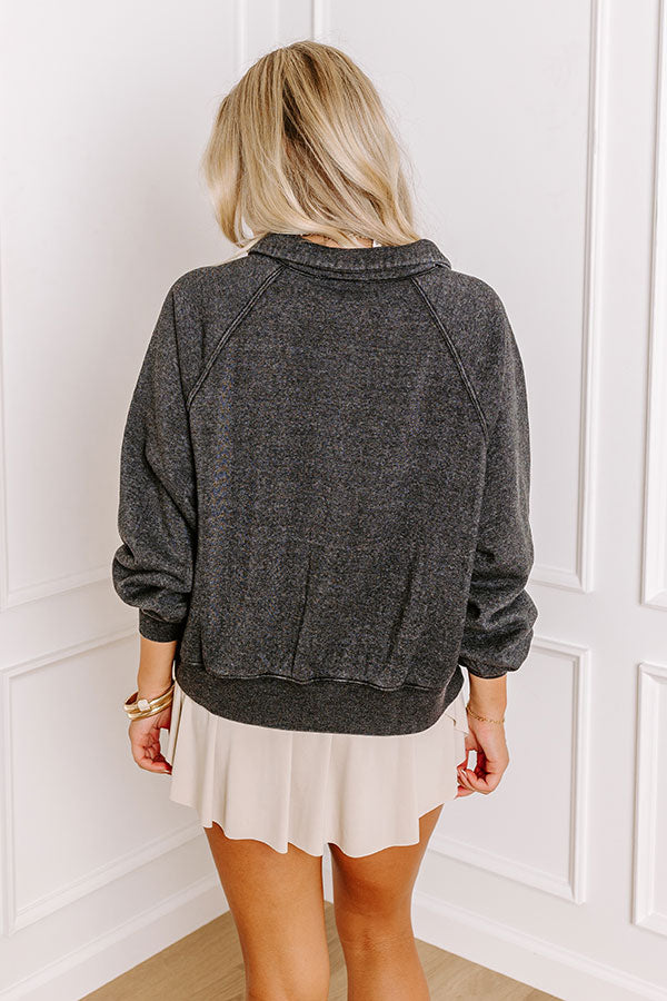 Premium Mountain Lodge Sweatshirt - Ultimate Cozy Charcoal Style