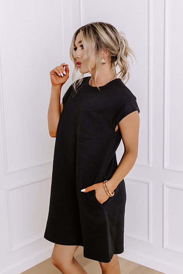 Ultimate Sunny Days Shift Dress - Sleek Black Edition