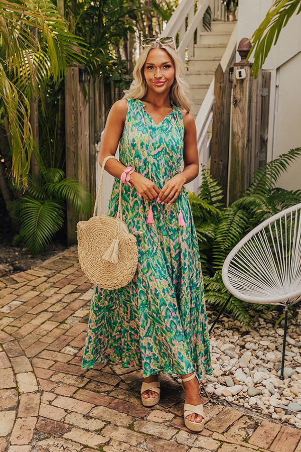 Premium Beach Escape Maxi Dress in Vibrant Green