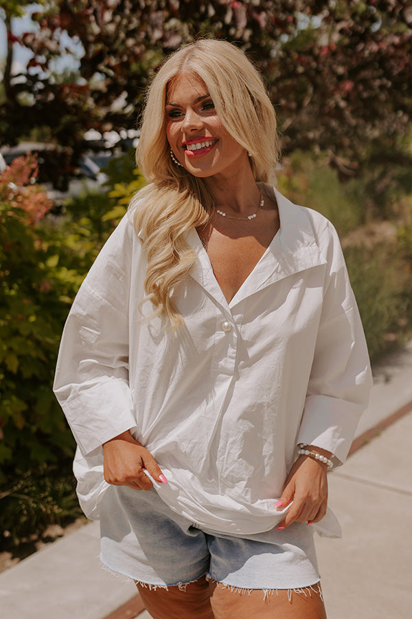 Premium Manhattan Shift Top - Elegant White Curves