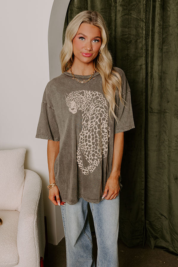 Premium Vintage Cheetah Graphic Tee - Ultimate Distressed Style