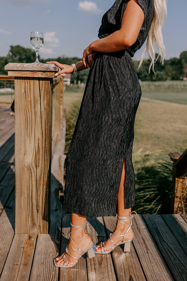 Ultimate Chic Pleated Midi Skirt