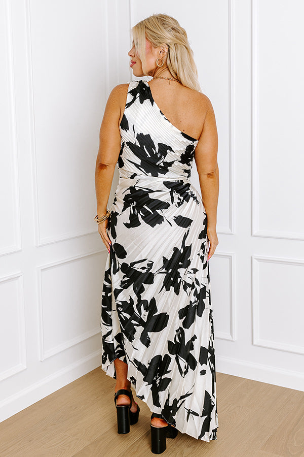 Ultimate Parisian Romance Floral Maxi Dress for Curves