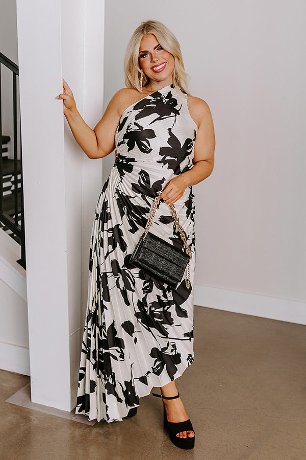 Ultimate Parisian Romance Floral Maxi Dress for Curves