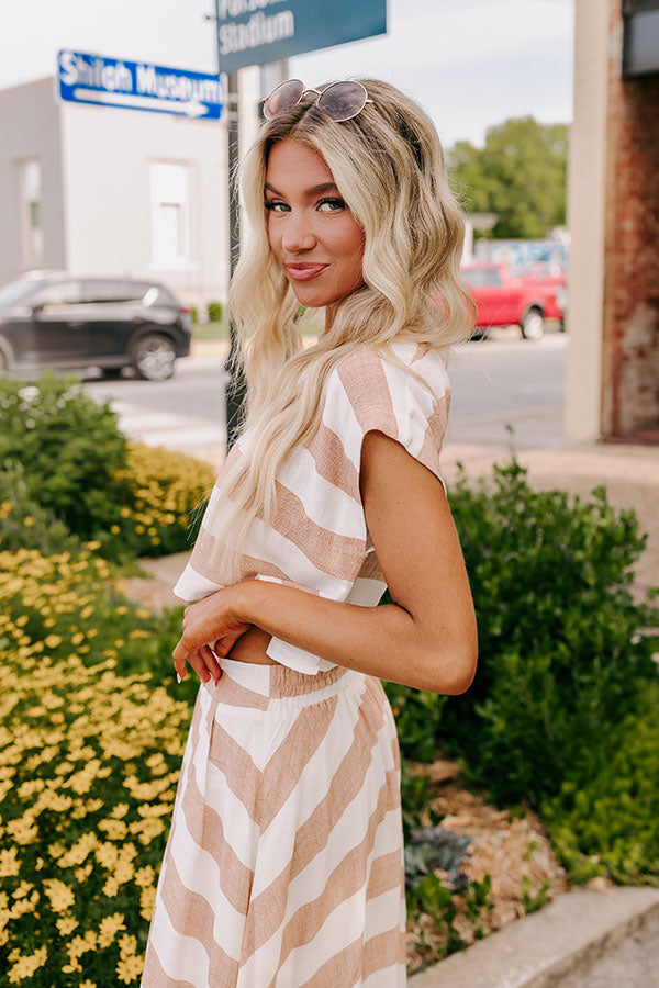 Ultimate Sunny Stroll Crop Top